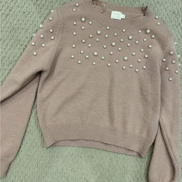 Blush Pink size S/M gorgeous pearl sweater from Honey - Picture 2 of 5